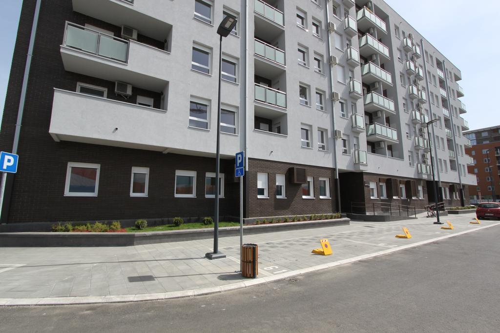 Riviera New Belgrade Apartment, Parking 5 Eur Per Day Exteriér fotografie